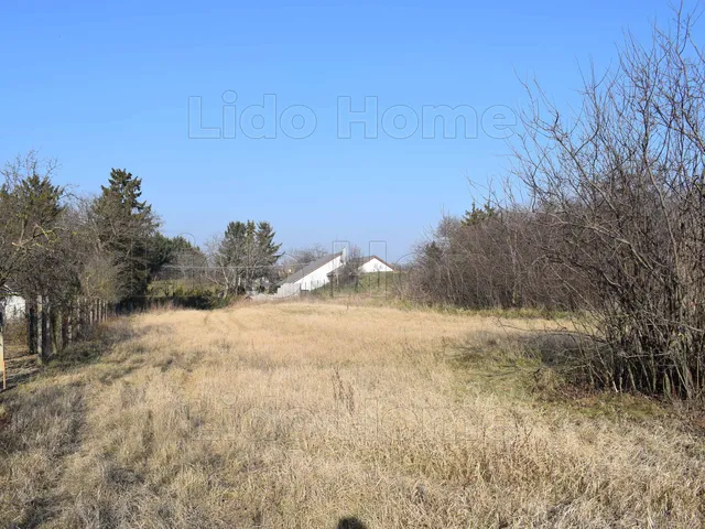 Eladó telek Győrság 1499 nm