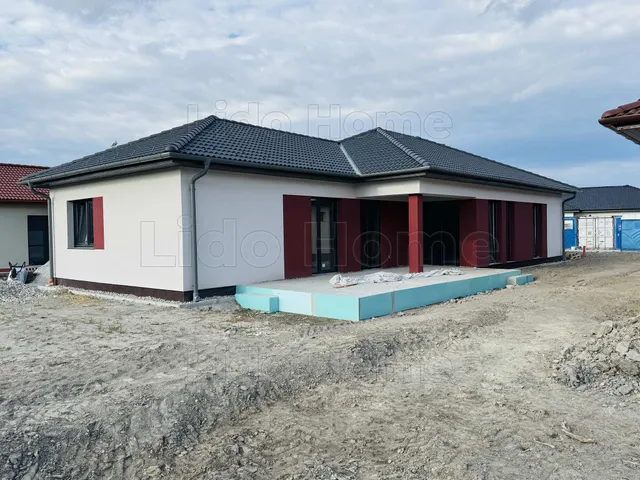 Eladó ház Vámosszabadi 141 nm