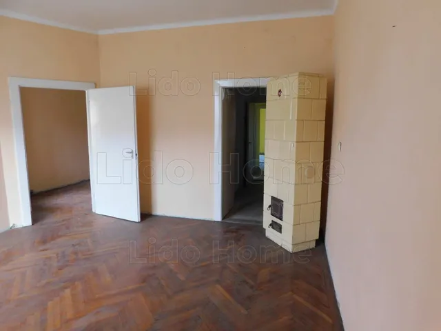 Eladó lakás Győr 70 nm