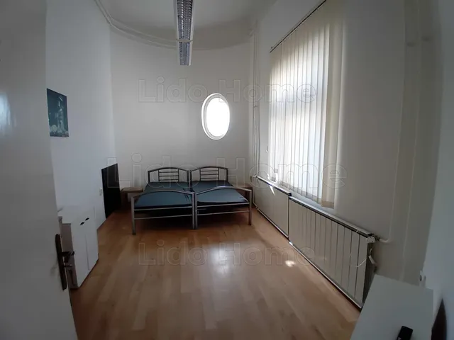 Eladó ház Győr, Gyárváros 180 nm