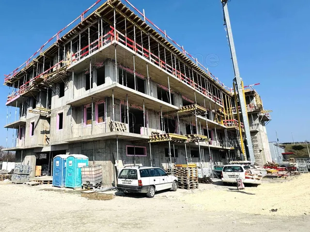 Eladó lakás Győr, Szabadhegy 35 nm