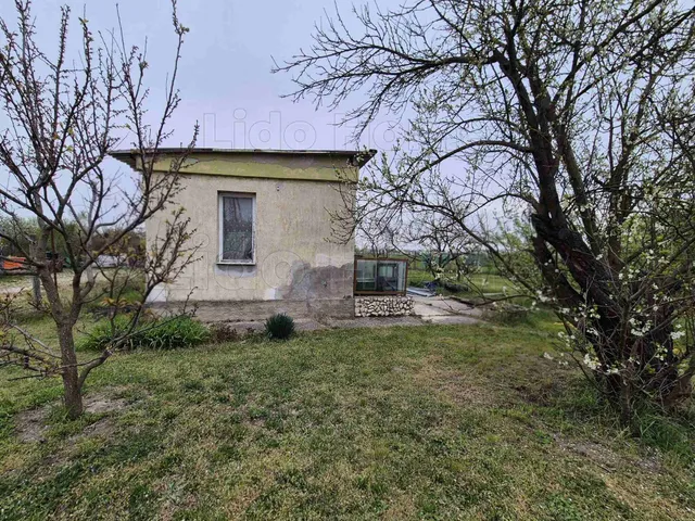 Eladó mezőgazdasági ingatlan Győr 10 nm