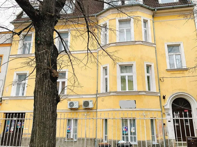 Eladó ház Győr 600 nm