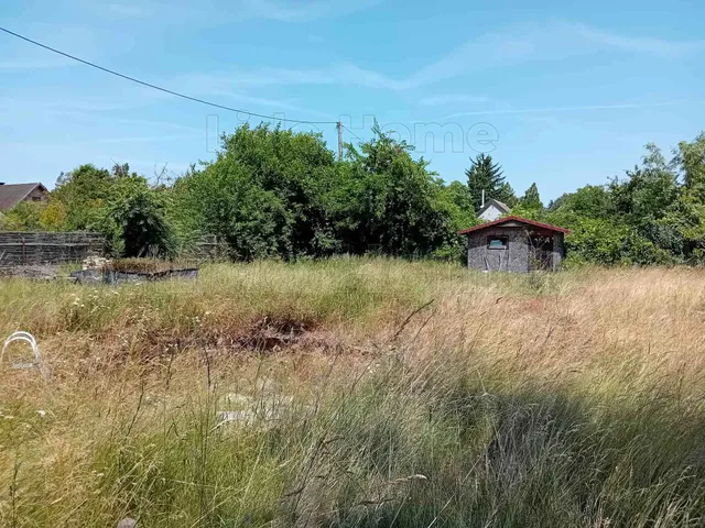 Eladó mezőgazdasági ingatlan Győr 1563 nm