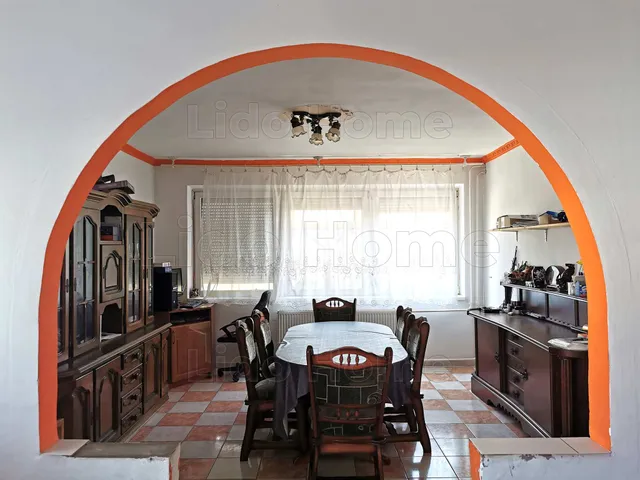 Eladó ház Győr, Győrszentiván 160 nm