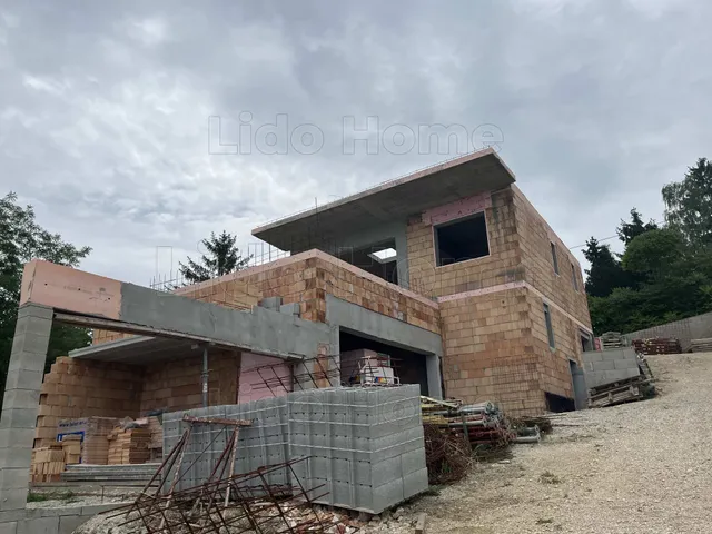 Eladó ház Győrújbarát 155 nm