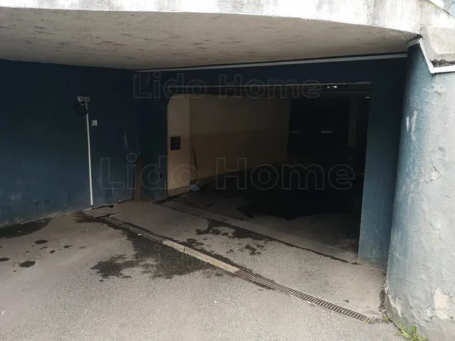 Eladó garázs Győr, Sziget 15 nm