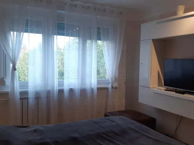 Eladó lakás Győr, Nádorváros 49 nm