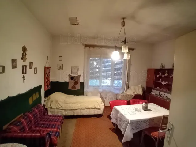 Eladó ház Mezőörs 75 nm