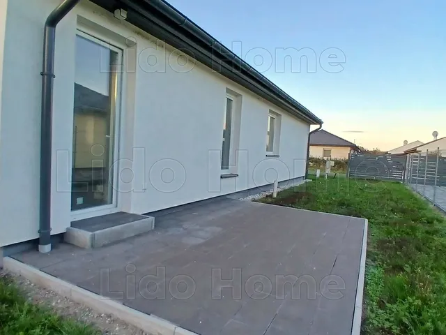 Eladó ház Vámosszabadi 91 nm