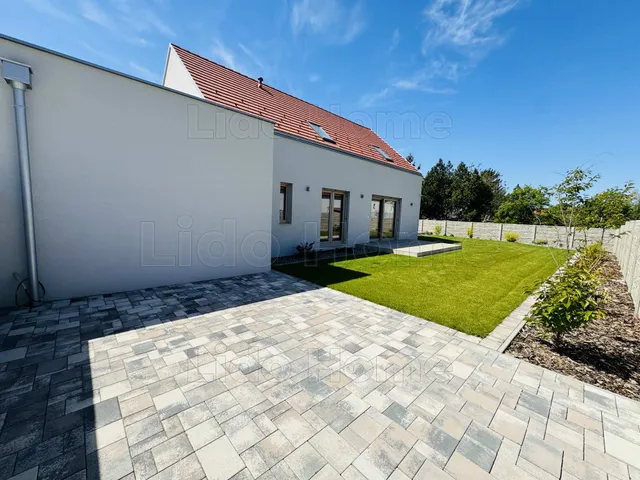 Eladó ház Pannonhalma 162 nm