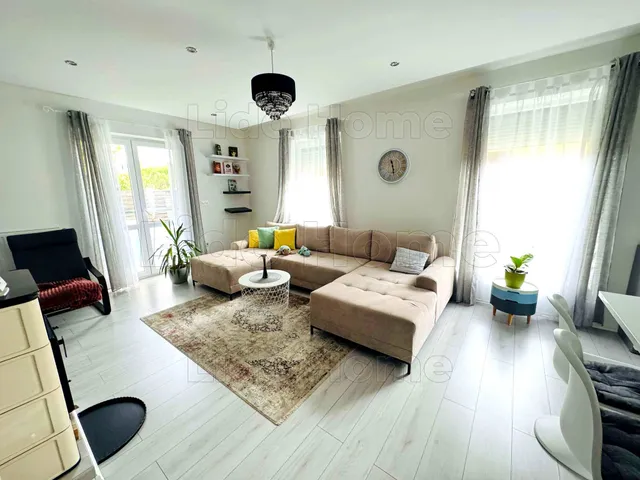 Eladó ház Győrzámoly 160 nm