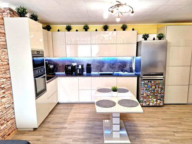 Eladó lakás Győr, Révfalu 60 nm