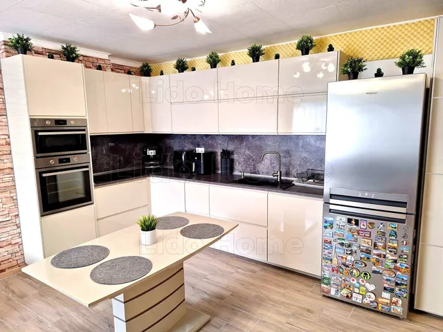 Eladó lakás Győr, Révfalu 60 nm