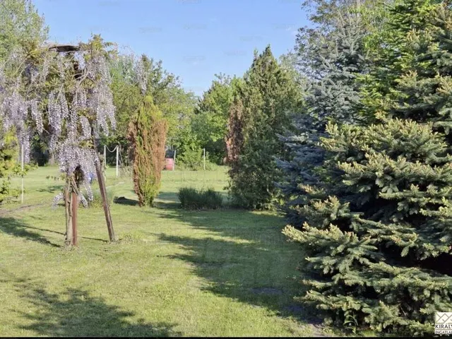 Eladó mezőgazdasági ingatlan Győr, Banai úti kertek 25 nm