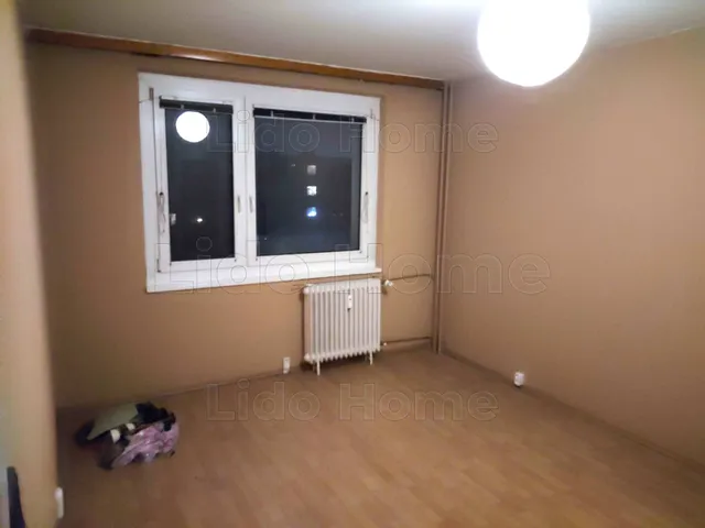 Eladó lakás Győr, Adyváros 53 nm