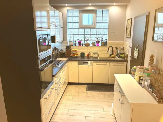 Eladó ház Győr, Likócs 92 nm