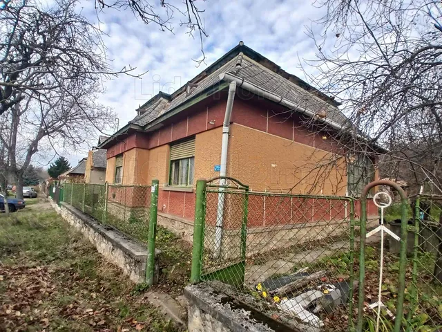 Eladó ház Réde 120 nm