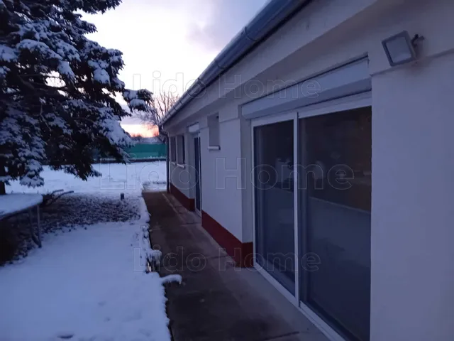 Kiadó ház Gönyű 86 nm