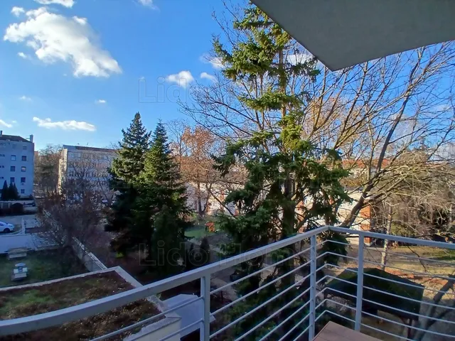 Eladó lakás Győr 83 nm