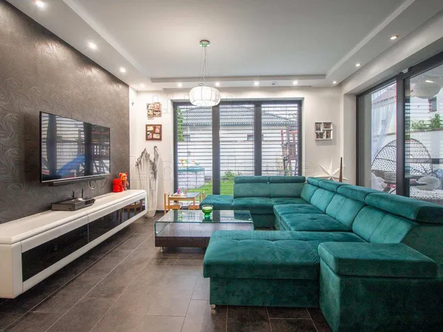 Eladó ház Levél 185 nm