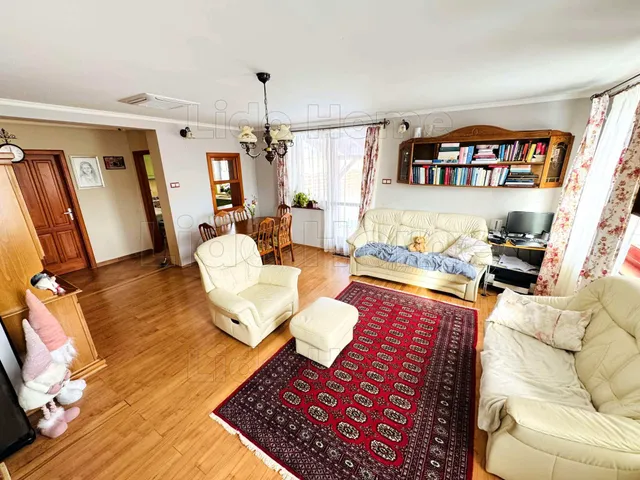 Eladó ház Nyúl 130 nm