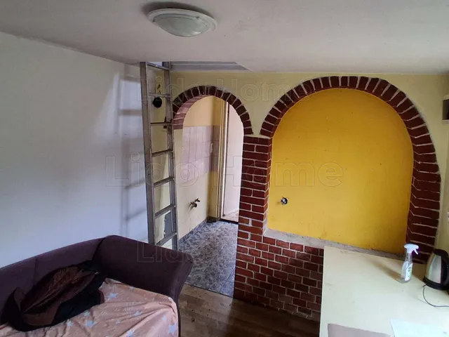 Eladó mezőgazdasági ingatlan Győr, Banai úti kertek 38 nm