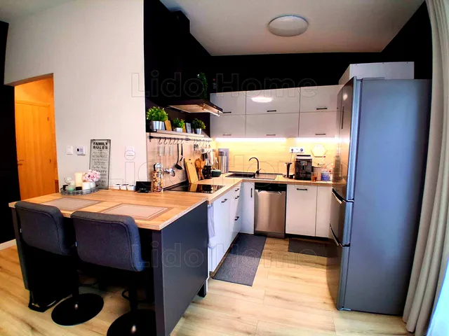 Eladó lakás Levél 40 nm