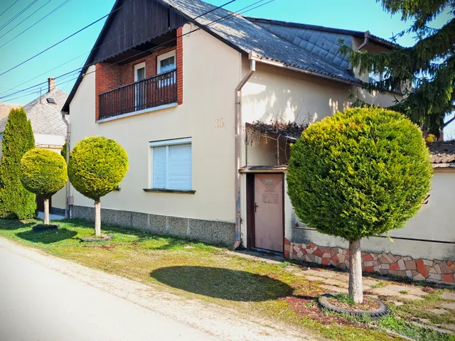 Eladó ház Mosonszentmiklós 200 nm