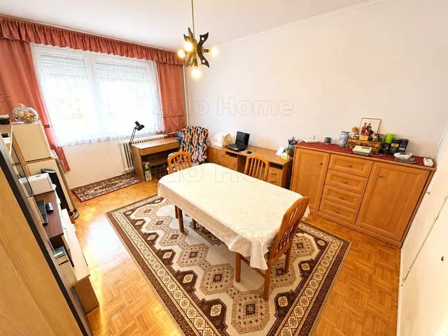 Eladó lakás Győr, Adyváros 81 nm
