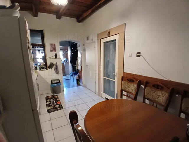 Eladó ház Kajárpéc 103 nm