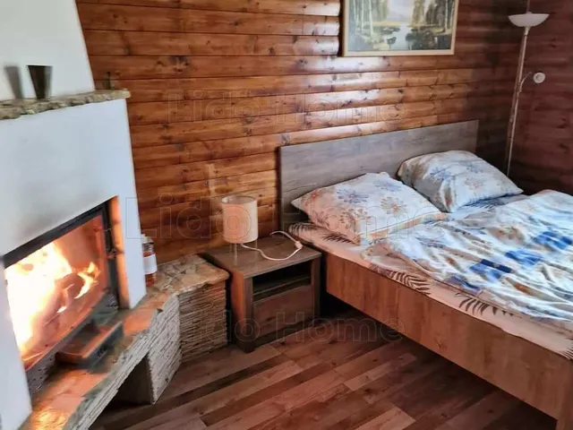 Eladó kereskedelmi és ipari ingatlan Bakonyszentlászló 270 nm