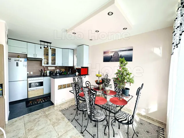 Eladó ház Győrzámoly 195 nm