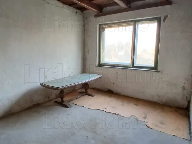 Eladó ház Bakonyszentlászló 55 nm