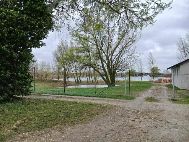 Eladó telek Jánossomorja 608 nm