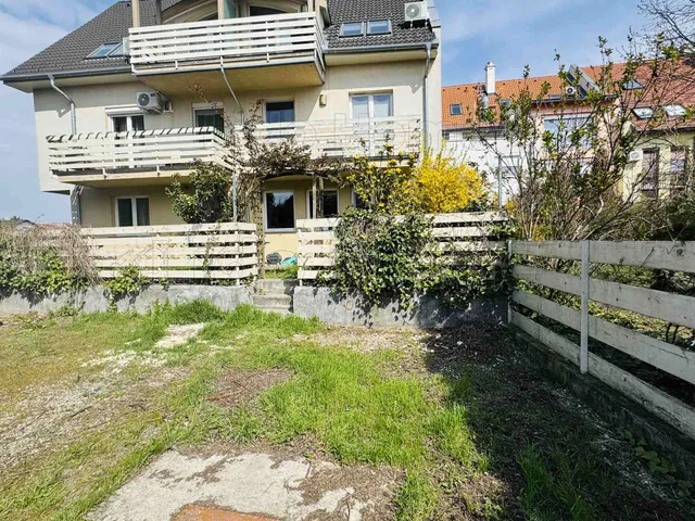 Eladó lakás Győr, Révfalu 121 nm