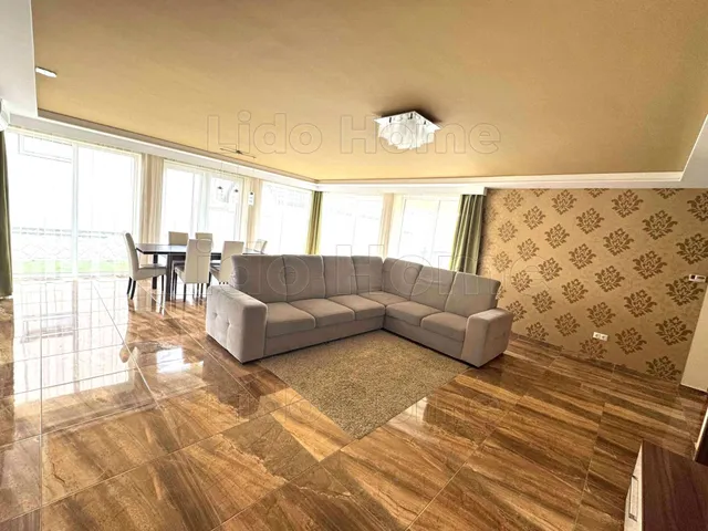 Eladó ház Nyúl 170 nm