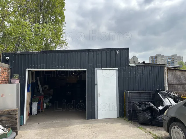 Kiadó kereskedelmi és ipari ingatlan Győr, Nádorváros 80 nm