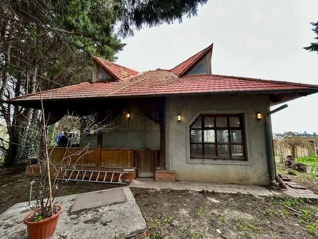 Eladó kereskedelmi és ipari ingatlan Töltéstava 105 nm