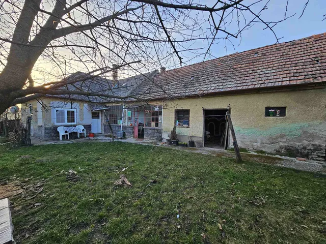 Eladó ház Tényő 105 nm