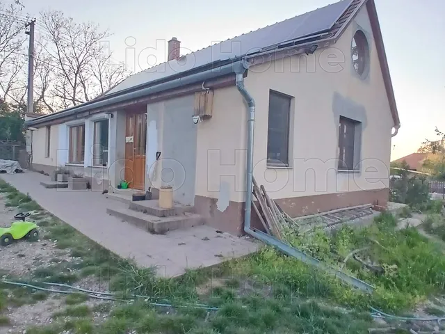 Eladó ház Győrság 78 nm