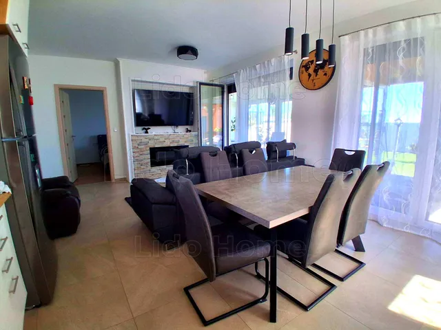 Eladó ház Levél 93 nm