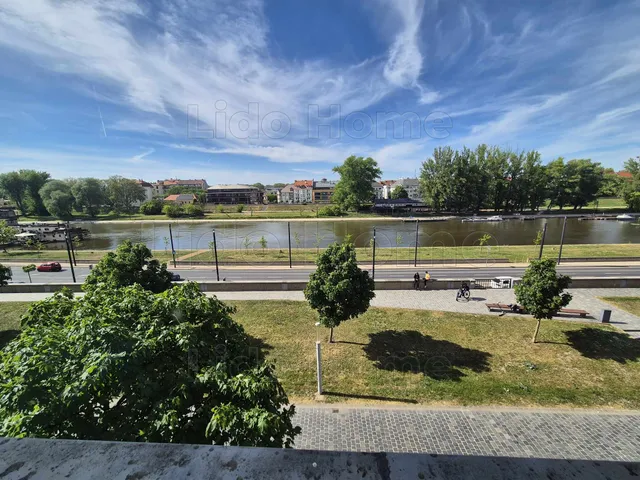Eladó lakás Győr, Belváros 80 nm