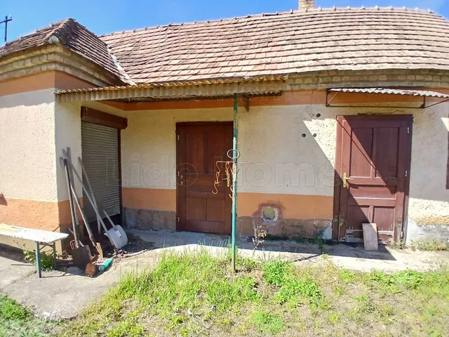 Eladó ház Ravazd 85 nm