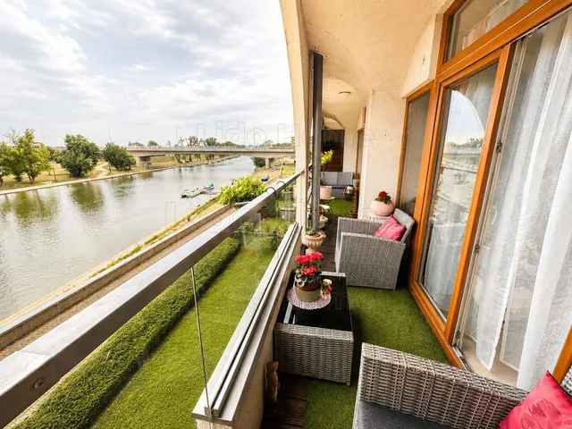 Eladó lakás Győr, Belváros 66 nm