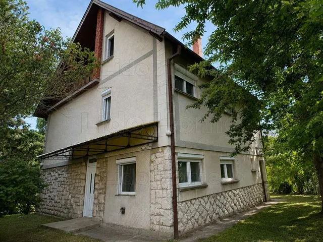 Eladó ház Győr, Győrszentiván 150 nm
