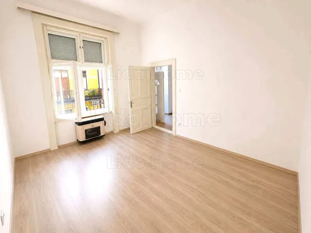 Eladó lakás Győr, Belváros 29 nm