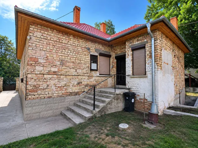 Eladó ház Győr, Győrszentiván 91 nm