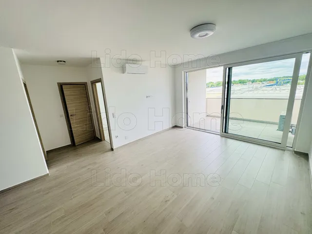 Kiadó lakás Győr, Nádorváros 108 nm