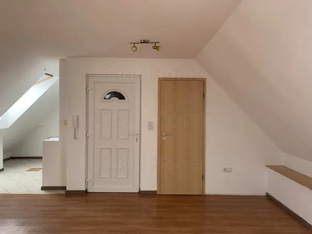 Eladó lakás Kapuvár, Városközpont 60 nm